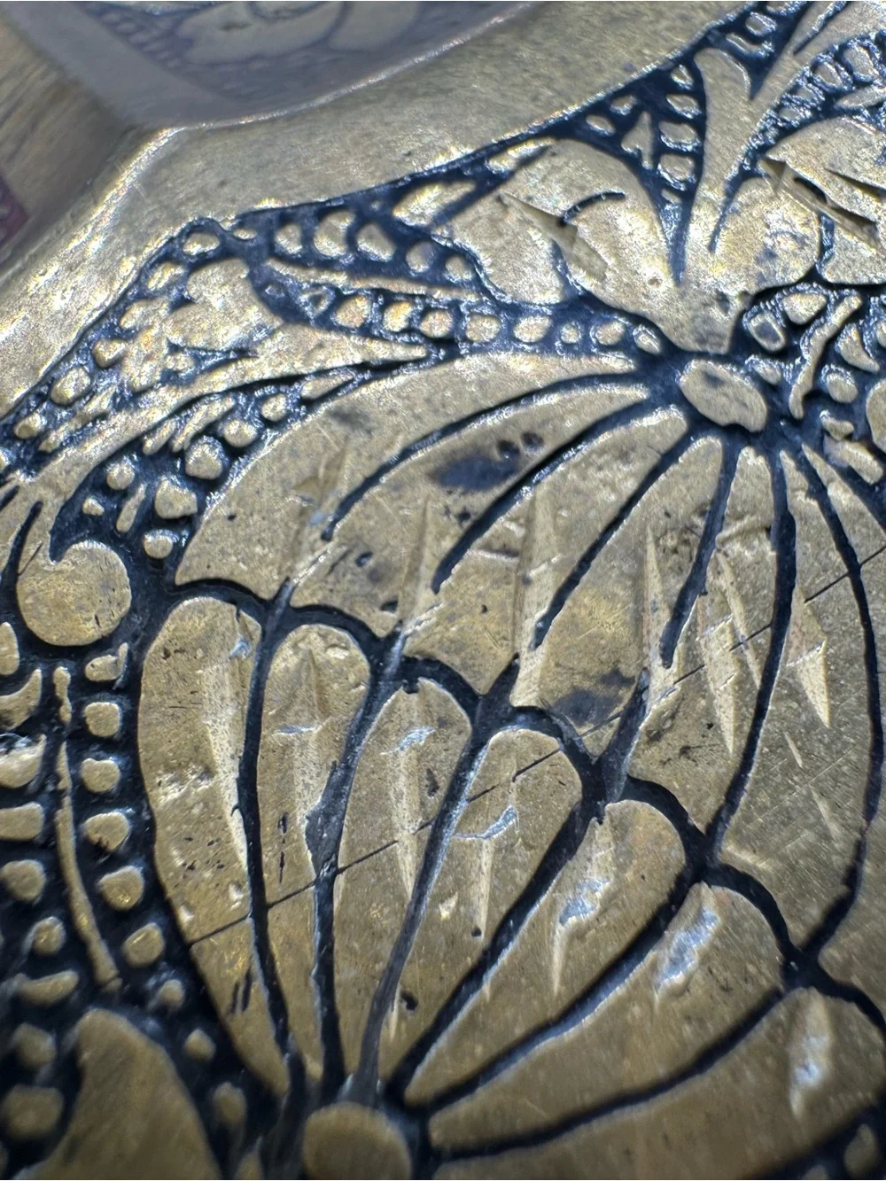 Vintage Lot of 2 Floral Etched Painted Brass Peacock Decorative Wall Hanging